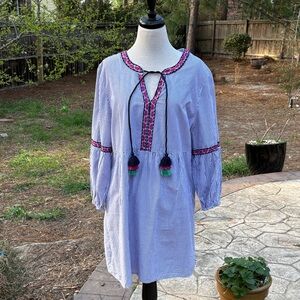 {Tommy Bahama} Poplin yarn-died, split neck dress in Sanibel blue